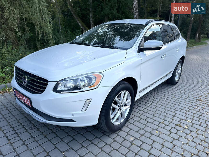 Позашляховик / Кросовер Volvo XC60 2017 в Львові