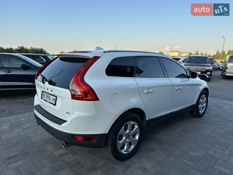 Внедорожник / Кроссовер Volvo XC60 2012 в Ровно