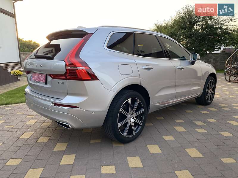 Внедорожник / Кроссовер Volvo XC60 2019 в Ровно