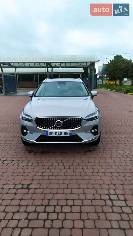 Внедорожник / Кроссовер Volvo XC60 2022 в Ровно