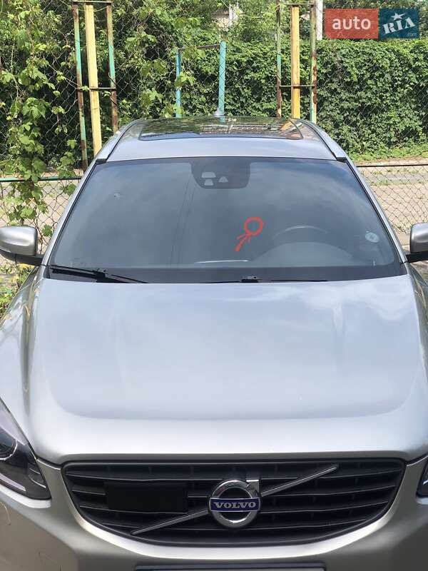 Внедорожник / Кроссовер Volvo XC60 2015 в Броварах