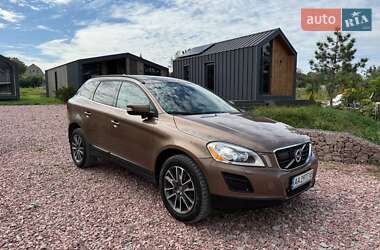 Внедорожник / Кроссовер Volvo XC60 2013 в Киеве