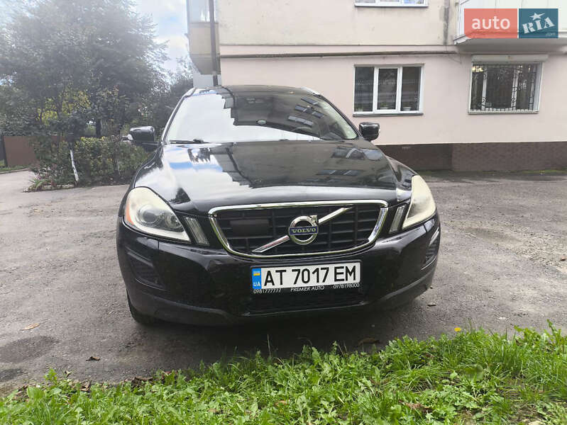 Внедорожник / Кроссовер Volvo XC60 2011 в Калуше