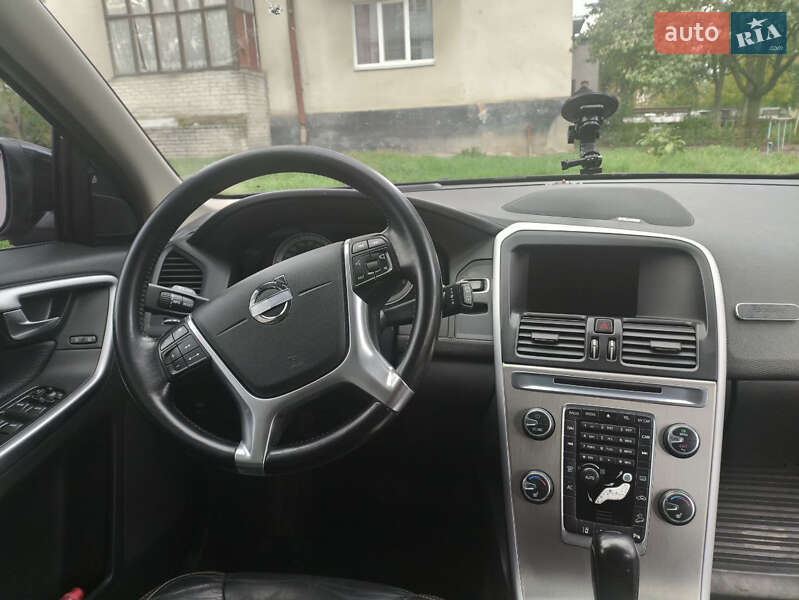 Внедорожник / Кроссовер Volvo XC60 2011 в Калуше