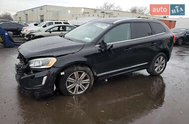 Внедорожник / Кроссовер Volvo XC60 2017 в 