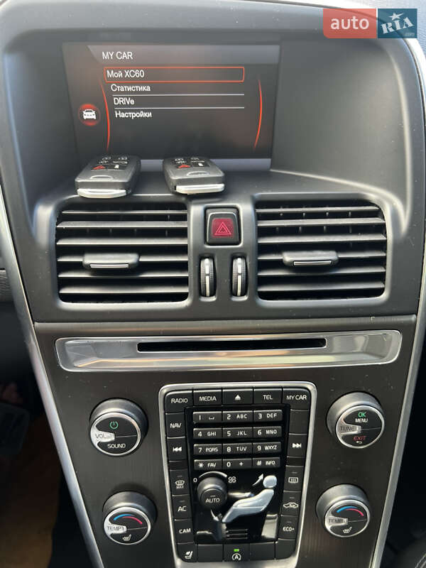 Внедорожник / Кроссовер Volvo XC60 2014 в Ивано-Франковске фото 31 Внедорожник / Кроссовер Volvo XC60 2014 в Ивано-Франковске