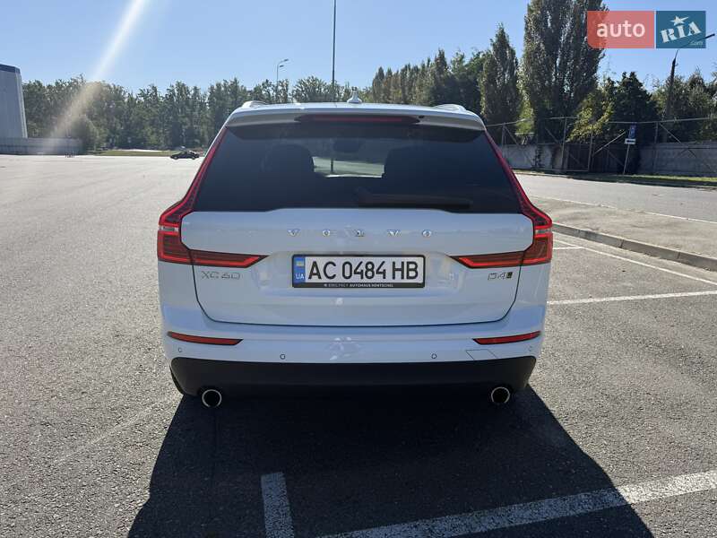 Позашляховик / Кросовер Volvo XC60 2019 в Києві