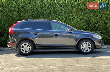 Внедорожник / Кроссовер Volvo XC60 2012 в 