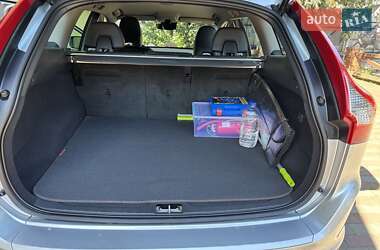 Внедорожник / Кроссовер Volvo XC60 2016 в 