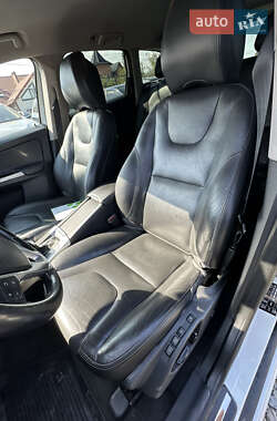 Внедорожник / Кроссовер Volvo XC60 2015 в 