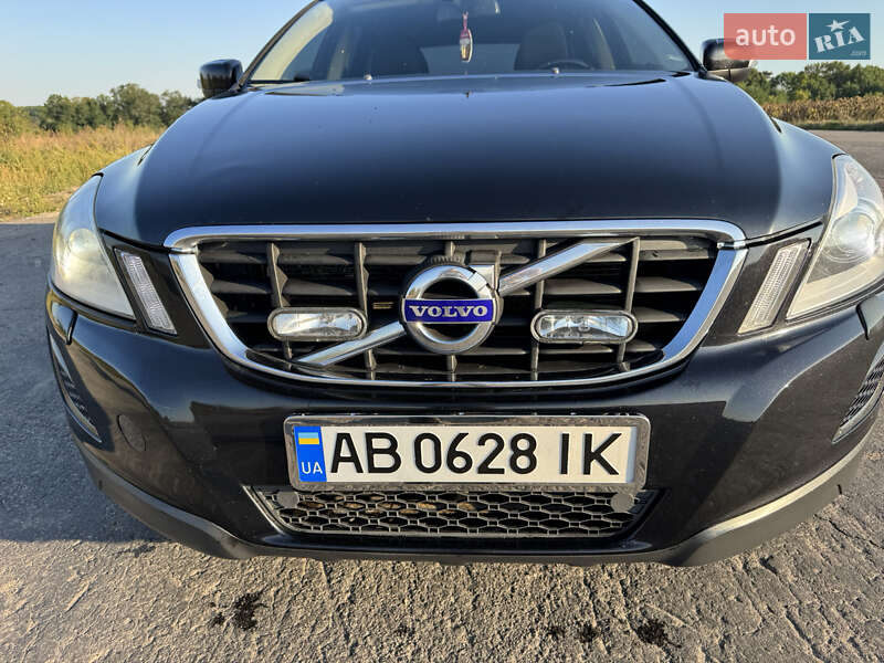 Внедорожник / Кроссовер Volvo XC60 2012 в Баре