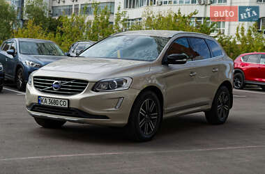 Внедорожник / Кроссовер Volvo XC60 2017 в 