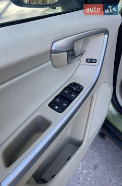 Внедорожник / Кроссовер Volvo XC60 2008 в 