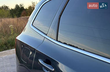 Внедорожник / Кроссовер Volvo XC60 2020 в 