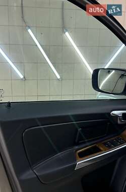 Внедорожник / Кроссовер Volvo XC60 2016 в 