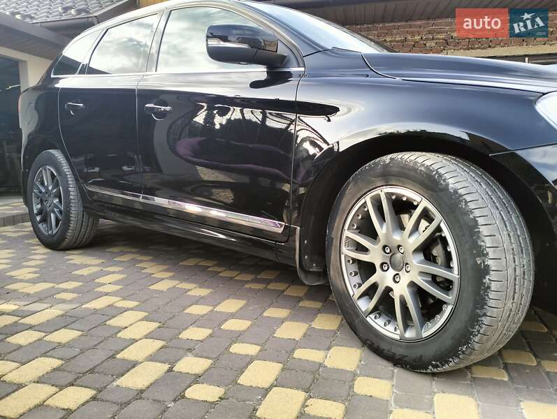 Внедорожник / Кроссовер Volvo XC60 2016 в Бережанах