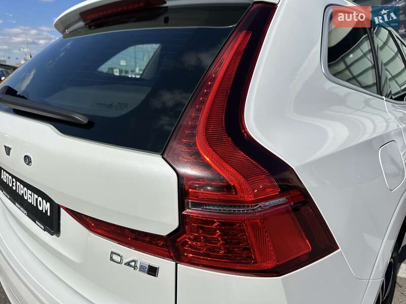 Внедорожник / Кроссовер Volvo XC60 2018 в Киеве