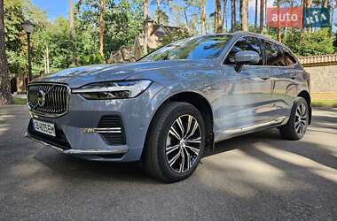 Внедорожник / Кроссовер Volvo XC60 2021 в 