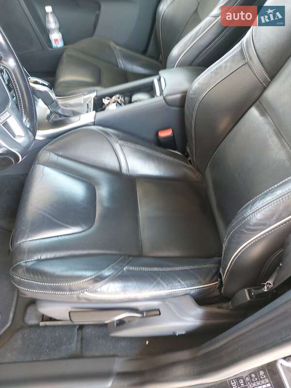 Внедорожник / Кроссовер Volvo XC60 2016 в Киеве фото 26 Внедорожник / Кроссовер Volvo XC60 2016 в Киеве