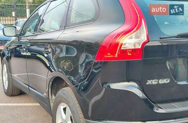 Внедорожник / Кроссовер Volvo XC60 2010 в 