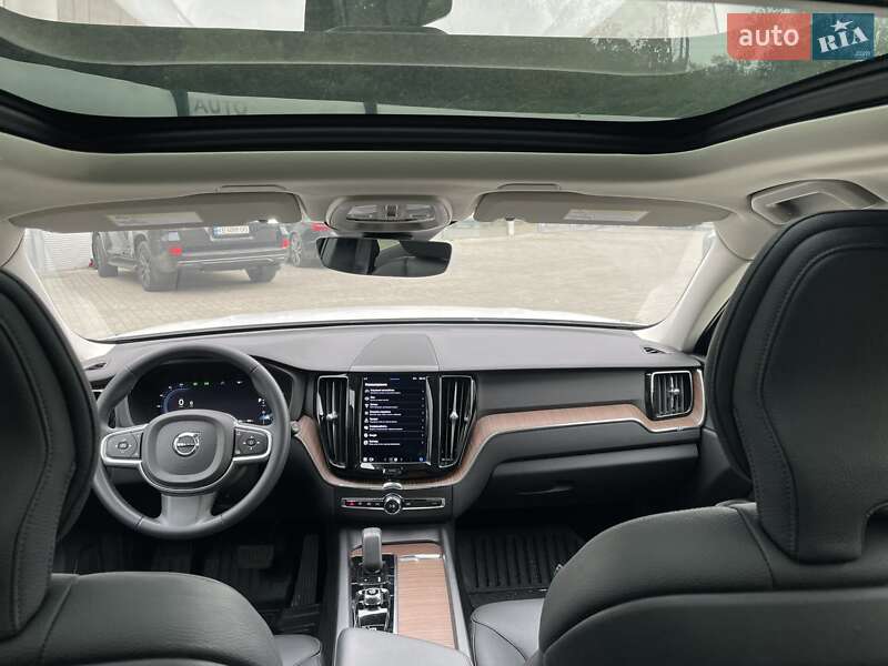 Внедорожник / Кроссовер Volvo XC60 2022 в Днепре