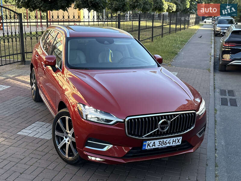 Внедорожник / Кроссовер Volvo XC60 2018 в Киеве