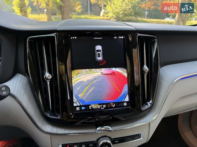 Внедорожник / Кроссовер Volvo XC60 2023 в Киеве