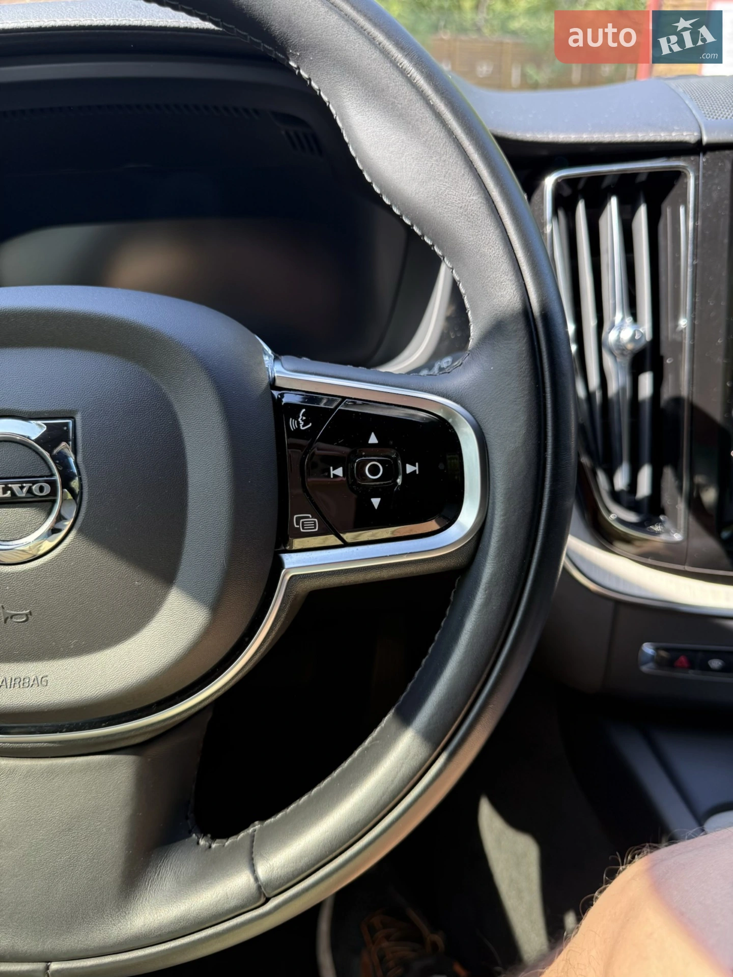2020 Volvo XC60 - мініатюра 12