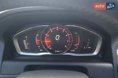 Позашляховик / Кросовер Volvo XC60 2016 в Гребінці