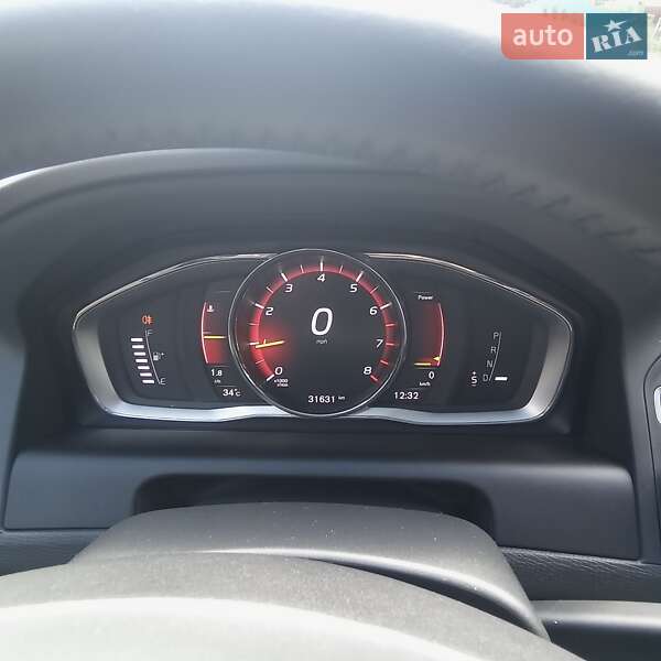 Позашляховик / Кросовер Volvo XC60 2016 в Гребінці фото Позашляховик / Кросовер Volvo XC60 2016 в Гребінці