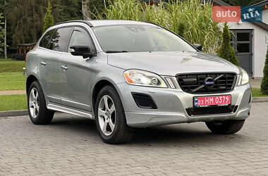 Внедорожник / Кроссовер Volvo XC60 2013 в 