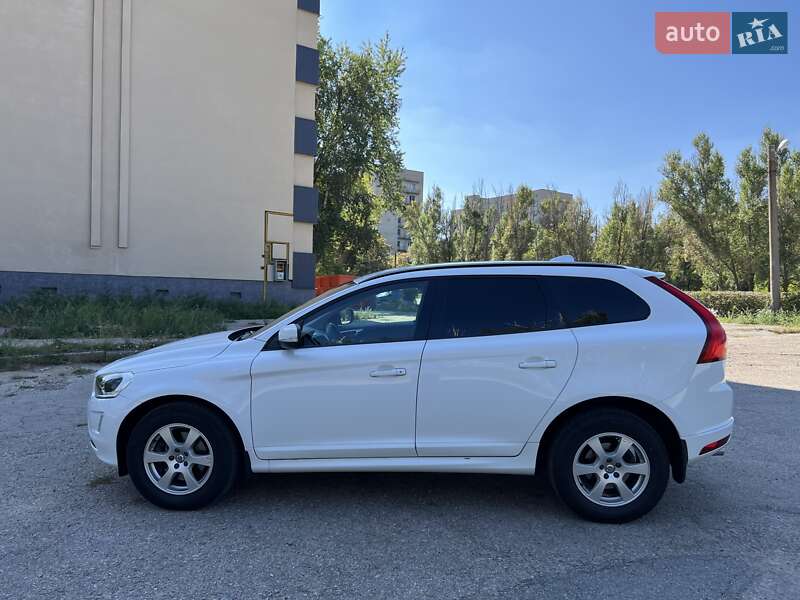 Внедорожник / Кроссовер Volvo XC60 2014 в Харькове