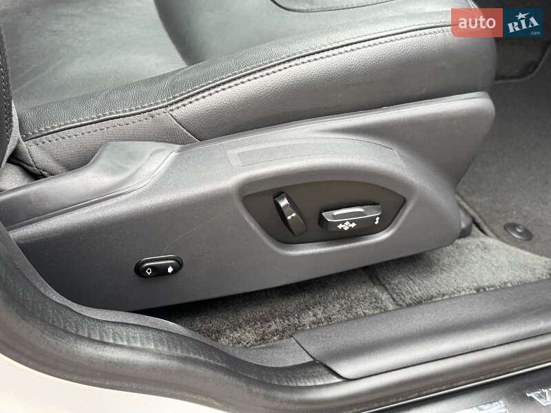 Внедорожник / Кроссовер Volvo XC60 2016 в Луцке