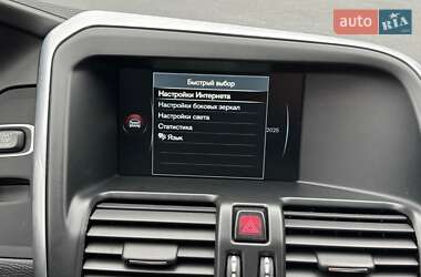 Внедорожник / Кроссовер Volvo XC60 2016 в 