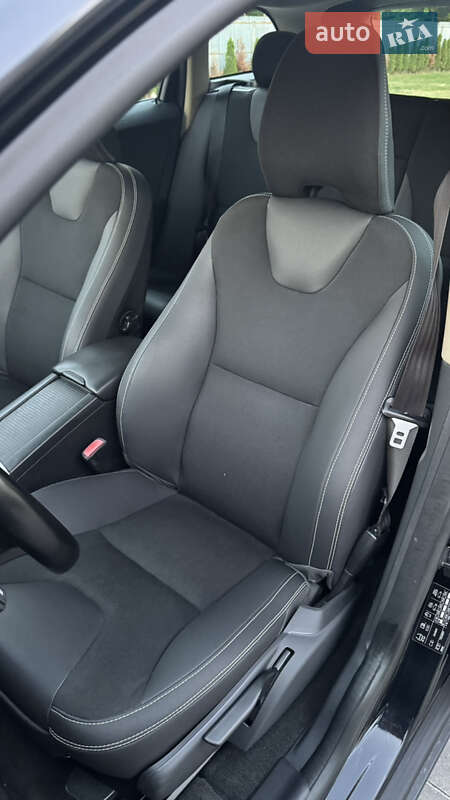 Внедорожник / Кроссовер Volvo XC60 2010 в Луцке