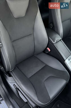 Внедорожник / Кроссовер Volvo XC60 2010 в 