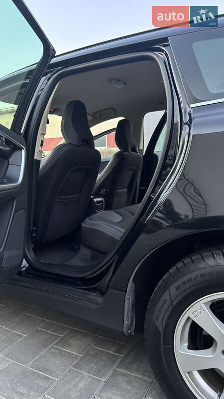 Внедорожник / Кроссовер Volvo XC60 2010 в Луцке