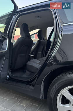 Внедорожник / Кроссовер Volvo XC60 2010 в 