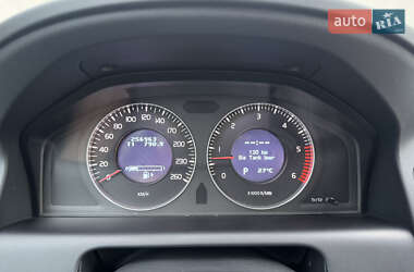 Внедорожник / Кроссовер Volvo XC60 2010 в 