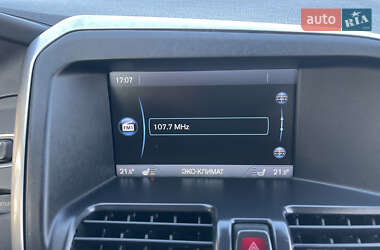 Внедорожник / Кроссовер Volvo XC60 2013 в 