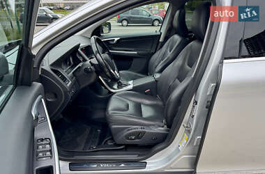Внедорожник / Кроссовер Volvo XC60 2015 в 