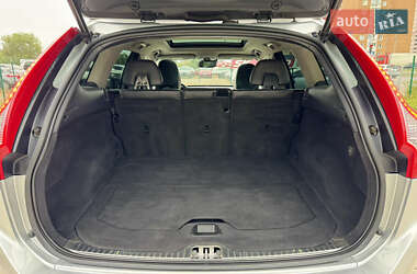 Внедорожник / Кроссовер Volvo XC60 2015 в 