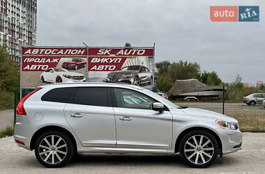 Внедорожник / Кроссовер Volvo XC60 2015 в 
