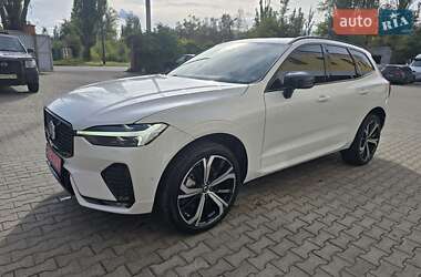 Внедорожник / Кроссовер Volvo XC60 2023 в 