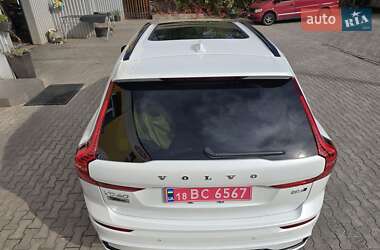 Внедорожник / Кроссовер Volvo XC60 2023 в 