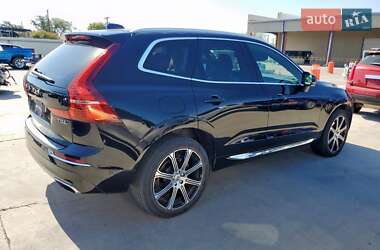 Внедорожник / Кроссовер Volvo XC60 2020 в 