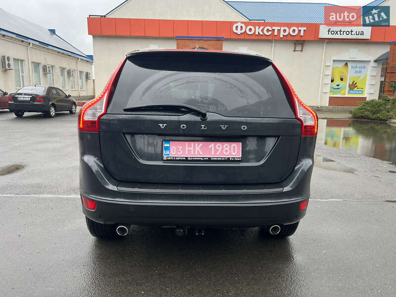 Внедорожник / Кроссовер Volvo XC60 2012 в Подольске