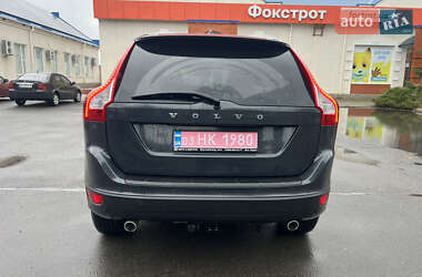 Внедорожник / Кроссовер Volvo XC60 2012 в 