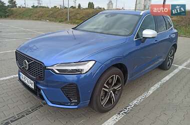 Внедорожник / Кроссовер Volvo XC60 2018 в 