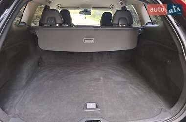 Внедорожник / Кроссовер Volvo XC60 2012 в 